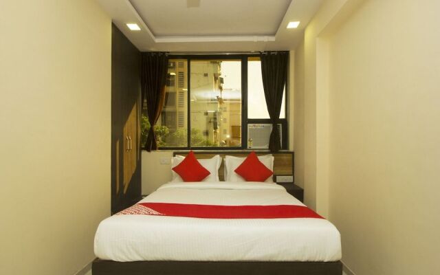 OYO 17393 Hotel Elite Plaza