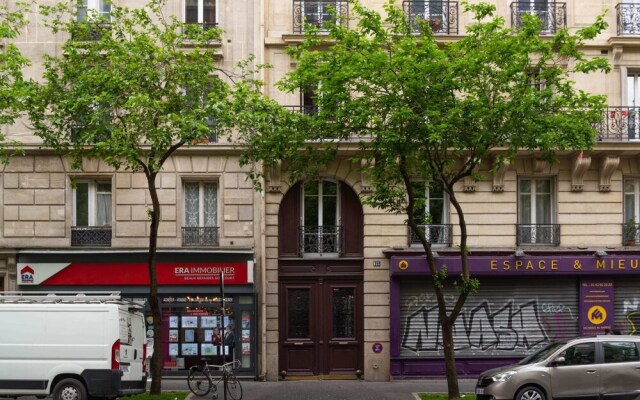 Typical Parisian Apartment Near "Le Palais des Glaces"