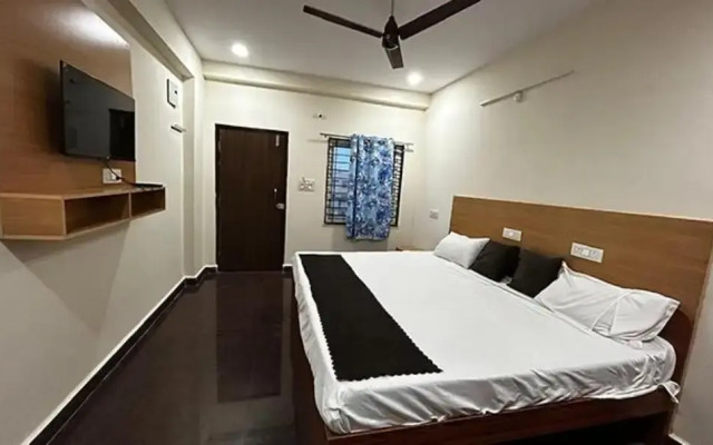 Fabhotel Svr Grand