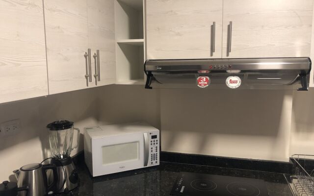 Suite and Apartment Well Located In Quito