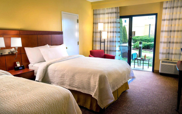 Courtyard by Marriott Cincinnati Blue Ash