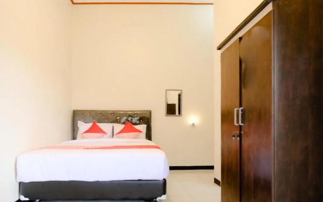 RedDoorz Syariah @ Sakinah Family Tulungagung