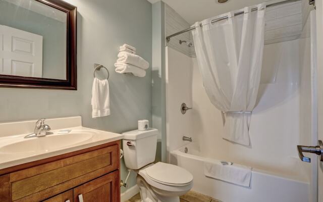 Tiffany's Motel & Condos