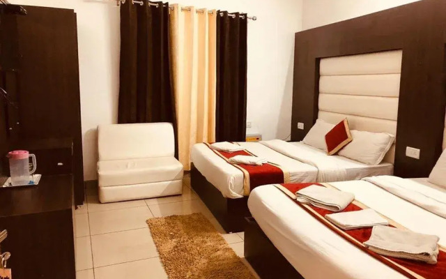 Shalimar Lodge, "700 meter from Katra Bus Stand"