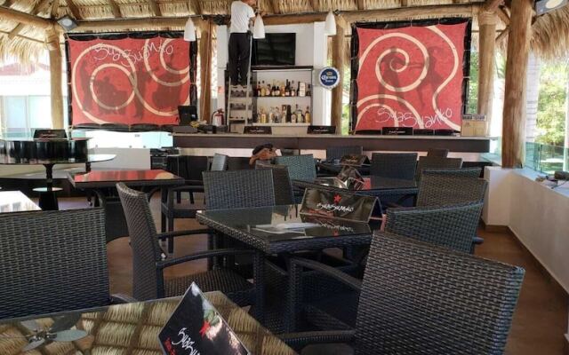 Hotel Villas Maria Isabel