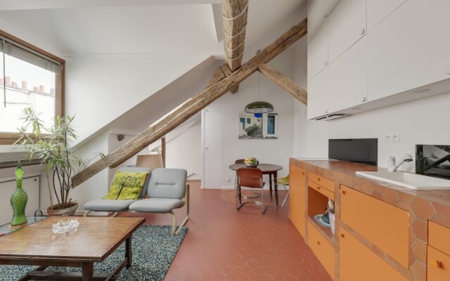 Marais Places des Vosges - CHARLES V