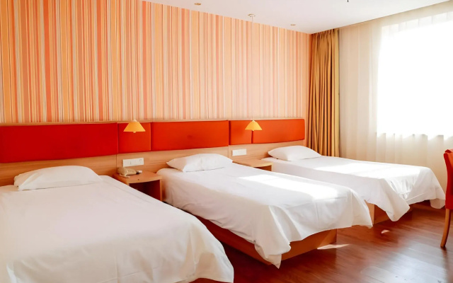 Ease Hotel (Xinmin Liaohe Street Store)