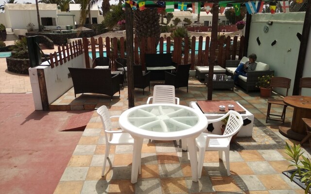 Playa Roca Costa Teguise