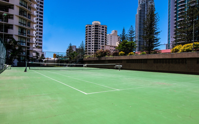 Beachcomber Surfers Paradise