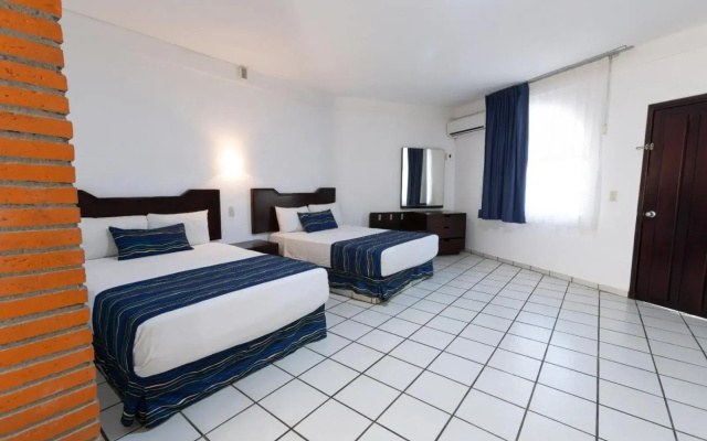 Costa Alegre Hotel & Suites
