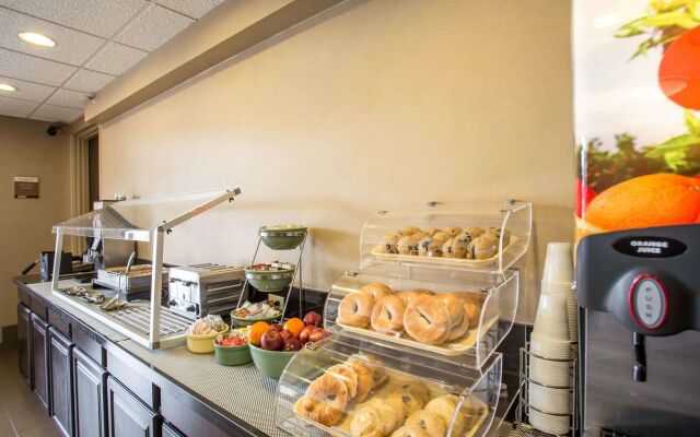 Quality Inn & Suites Matthews - Charlotte