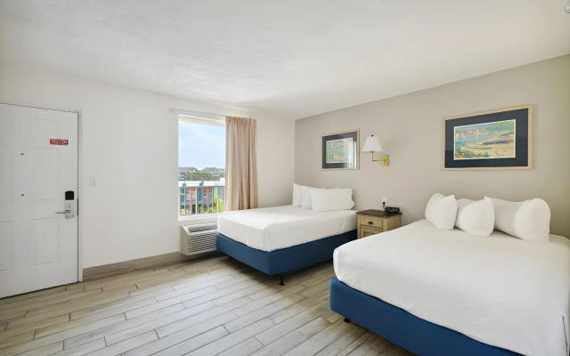 Holiday Terrace Motel
