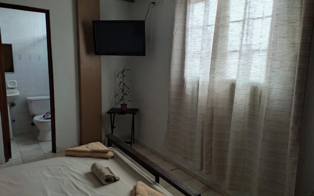 Hostal La Cigarra