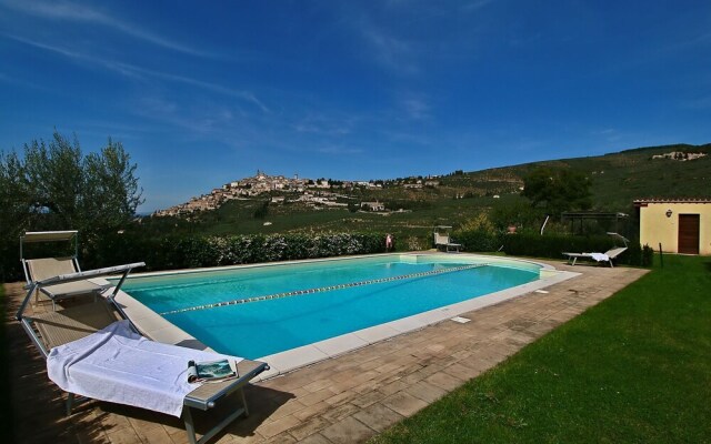 Agriturismo In The Hills, Private Terrace, Swimming Pool And Beautiful View