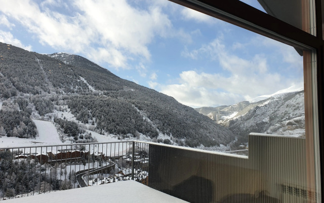Ski Andorra Tarter Chalet Lodge