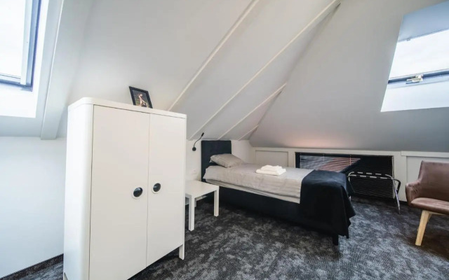 Rustica Rooms