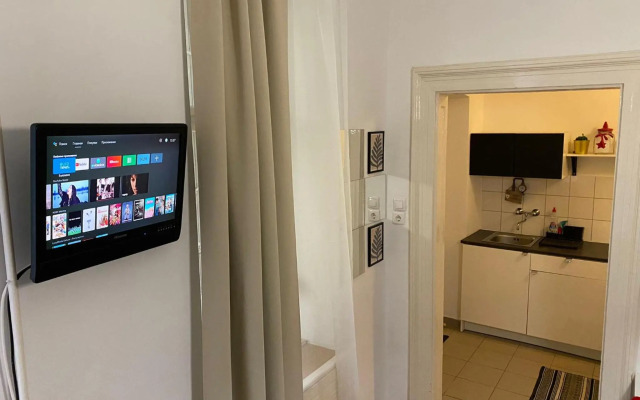 Nefelejcs near the Keleti railway station