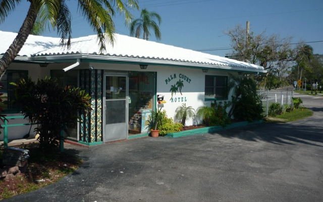 Palm Court Motel
