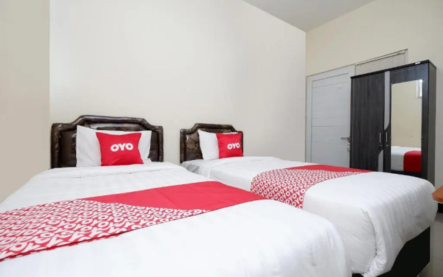 OYO 1815 Gatsu Residence