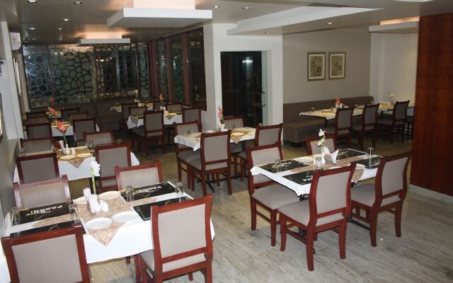 Hotel White Parrot