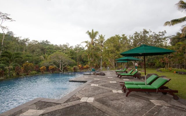 RedDoorz Plus Near Kalibaru Station