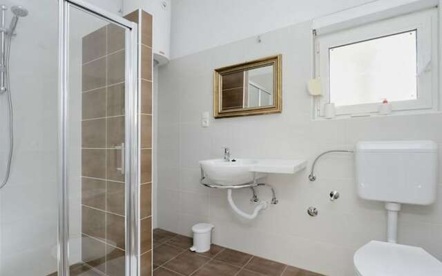 Lovely Villa in Vir With Swimming Pool