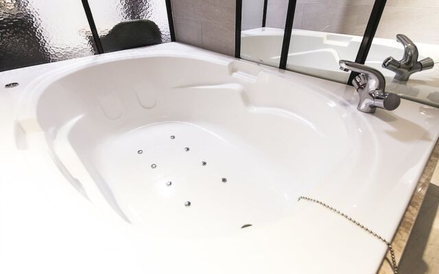 Central Person Hotel Pyeongtaek