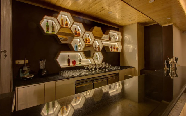 Woodrock Hotel Manali