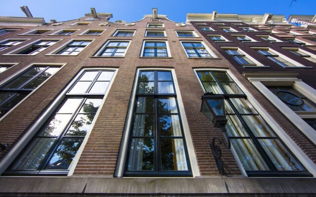 Dutch Masters Apartments