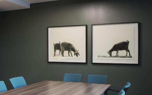 Home Suite Hotels Rosebank