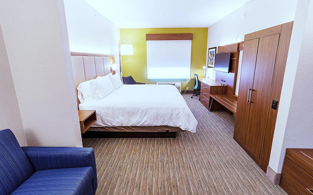 Holiday Inn Express Hotel & Suites Crestview by IHG