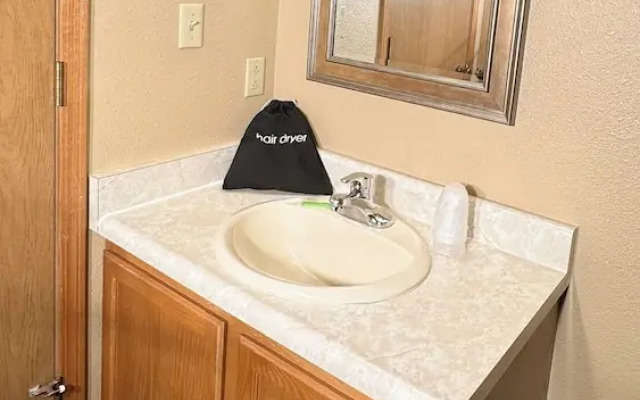 Young's Motel
