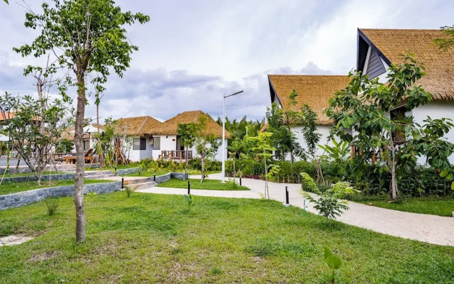 RiverTree Villa & Resort