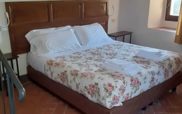 Sant'Anna in Camprena Agriturismo