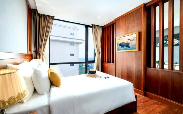 Sunny Ocean Hotel & Spa