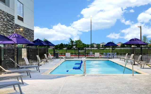 Hampton Inn & Suites Houston East Beltway 8