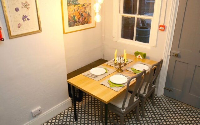 Croydon Luxurious Home