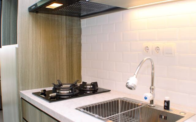 Comfy Studio Apartment at LRT City Jatibening