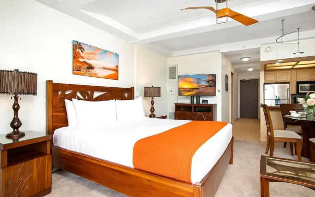 Whaler Resort by KBM