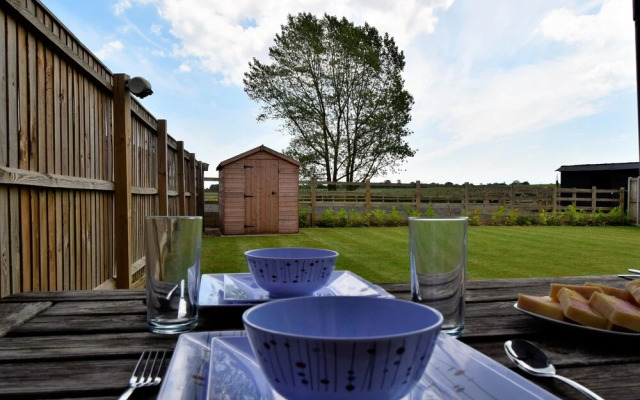 Woodlands View