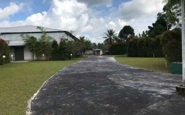 Mink Mink Inn Bangka