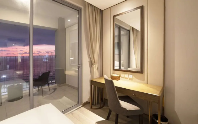 Panorama Beachfront Nha Trang by LYN Condotel – Guest Rooms – Nha Trang