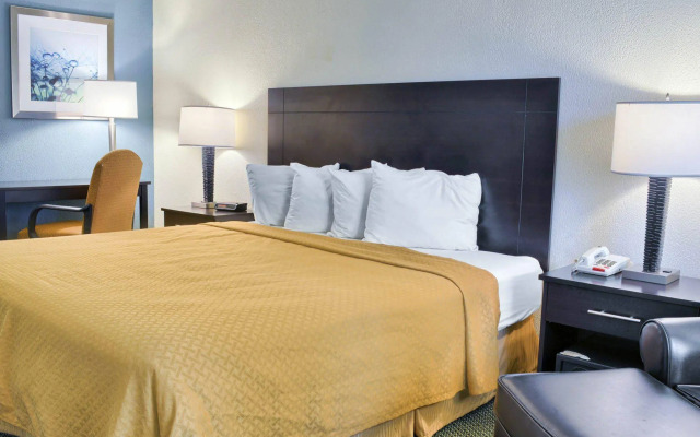 Quality Inn Thornburg