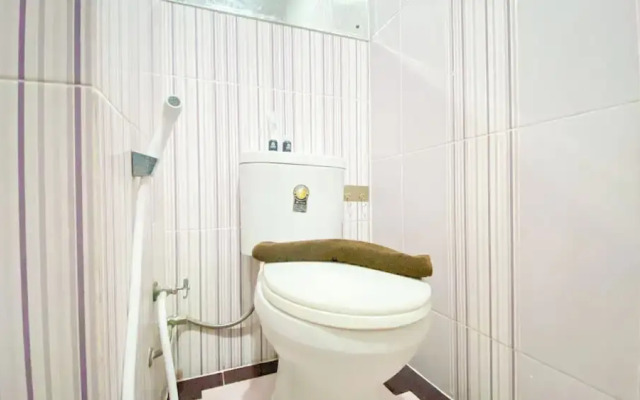 Good And Homey 1Br Apartment Mt Haryono Residence