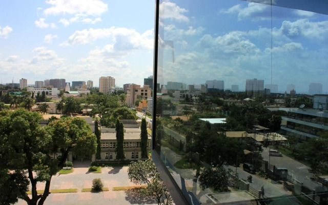 Hotel Raha Tower
