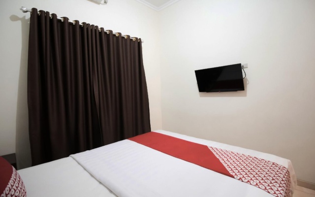 OYO 765 Wisma Andalas Asri Syariah – Guest Rooms – Bandar Lampung
