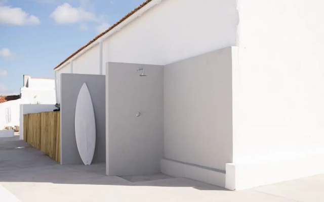 ST Apart 01 in Atouguia da Baleia