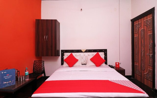 Tr Hotel By OYO Rooms