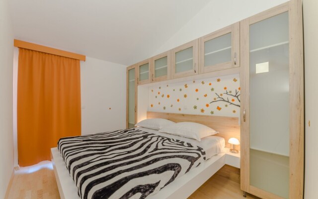 Villa Lusia - Modern villa with pool