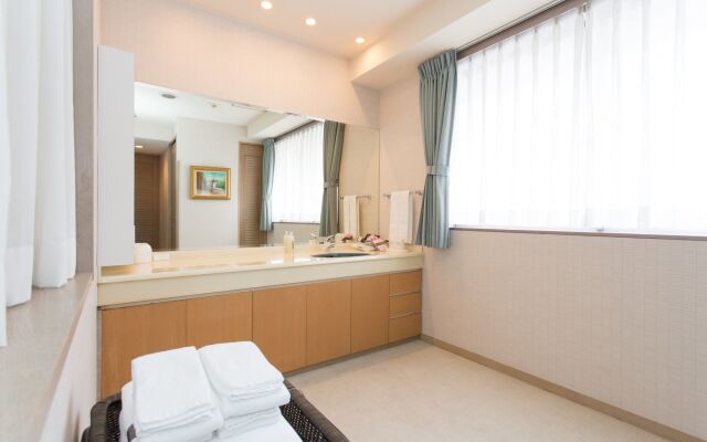 Osaka Hotel Live Artex